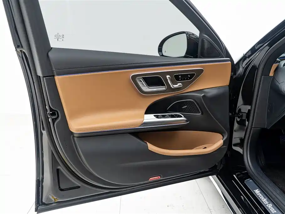 Mercedes-Benz Mercedes-Benz E-Class 2025 Model Year Facelift E 300 L Fashion Edition 2025 - thumbnail 21