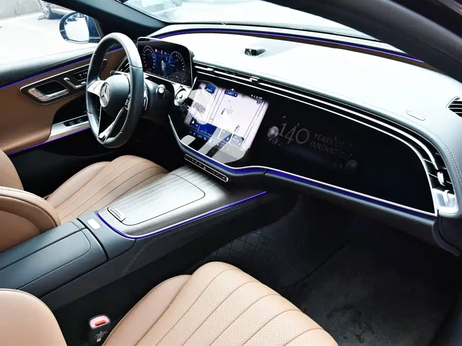 Mercedes-Benz Mercedes-Benz E-Class 2023 E 350 e L Plug-in Hybrid Sedan 2024 - thumbnail 6