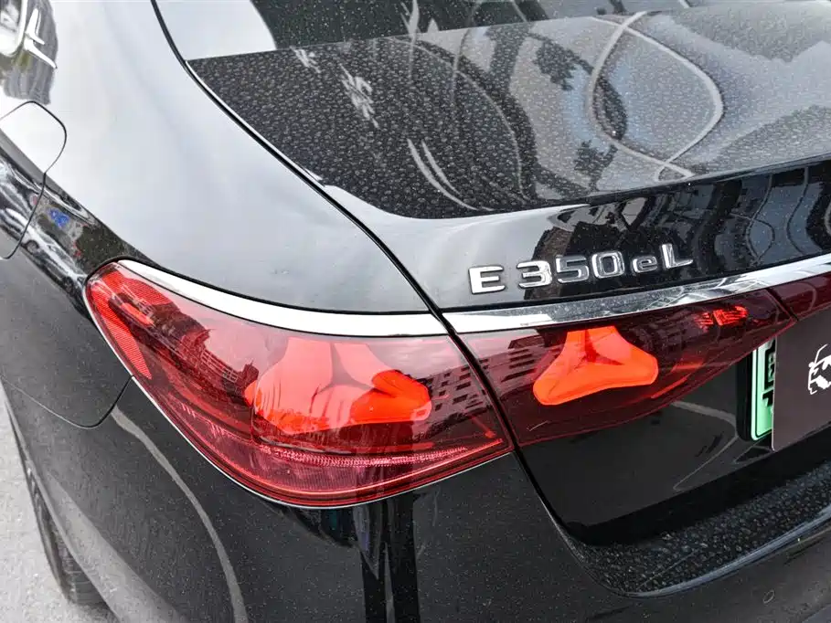 Mercedes-Benz Mercedes-Benz E-Class 2023 E 350 e L Plug-in Hybrid Sedan 2024 - thumbnail 12