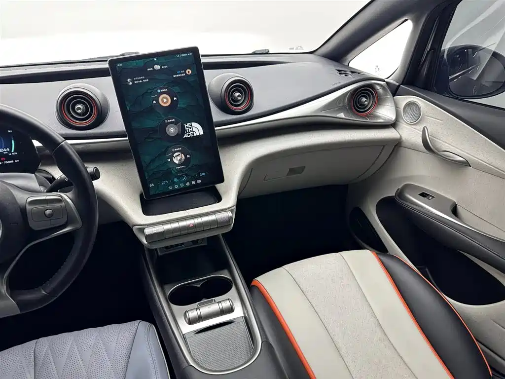 BYD Dolphin 2021 405km Freedom Edition 2022 - thumbnail 14