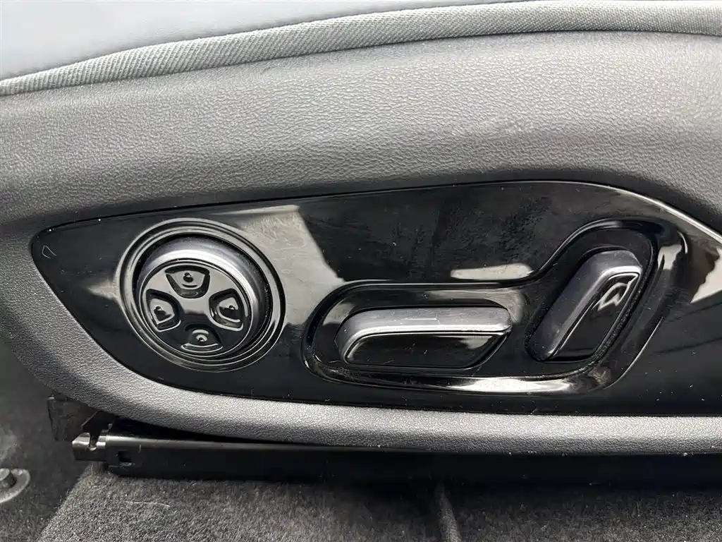 BYD Dolphin 2021 405km Freedom Edition 2022 - thumbnail 22