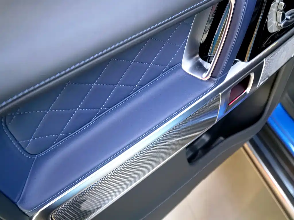 Mercedes-Benz Mercedes-Benz G-Class 2023 G 500 2023 - thumbnail 13