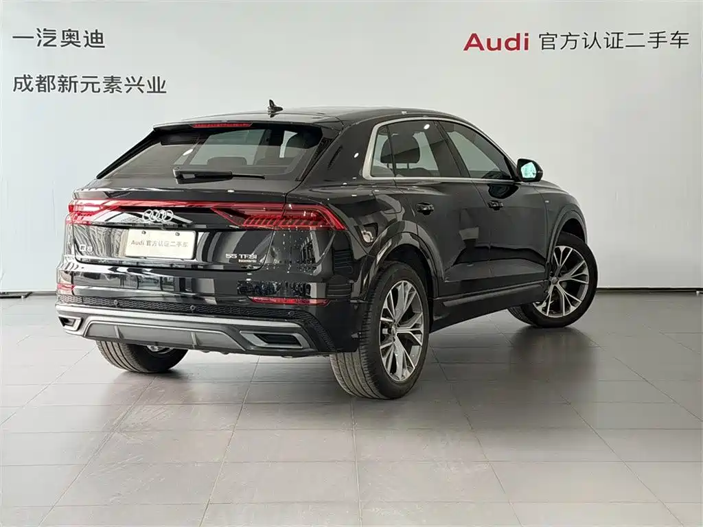 Audi Audi Q8 2019 55 TFSI Premium Dynamic Model 2020 - thumbnail 4