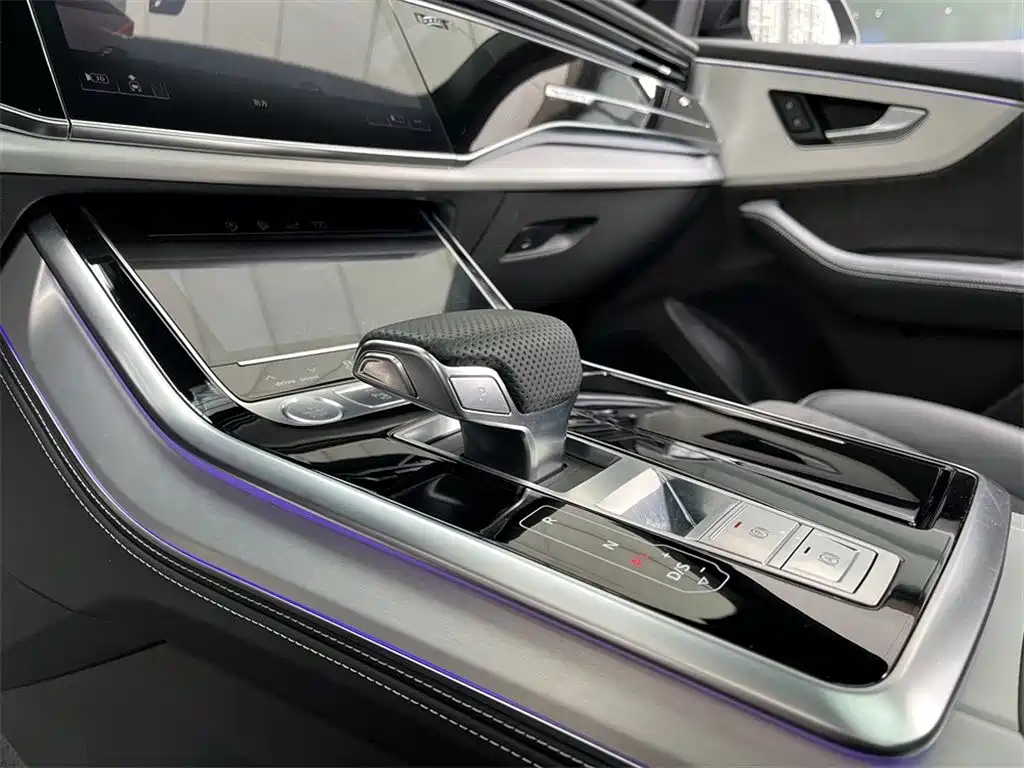 Audi Audi Q8 2019 55 TFSI Premium Dynamic Model 2020 - thumbnail 11