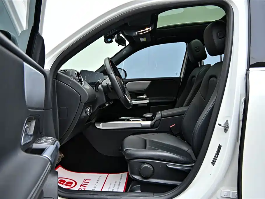 Mercedes-Benz Mercedes-Benz GLB 2022 Facelift GLB 200 Style 2022 - thumbnail 11