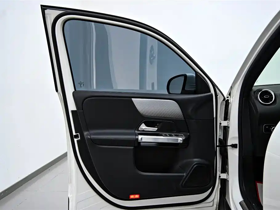 Mercedes-Benz Mercedes-Benz GLB 2022 Facelift GLB 200 Style 2022 - thumbnail 19