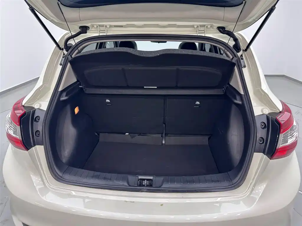 Nissan Nissan TIIDA 2021 1.6L CVT Intelligent Edition 2021 - thumbnail 25
