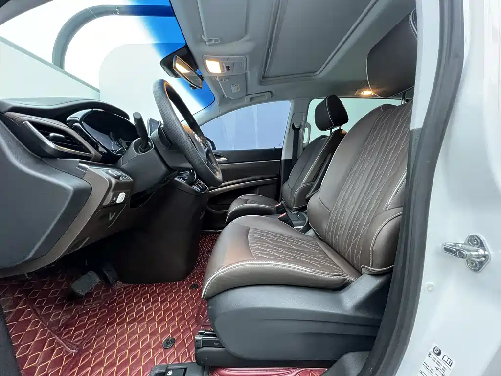 Buick Buick GL8 2022 Avenir Edition 7-seater 2022 - thumbnail 9