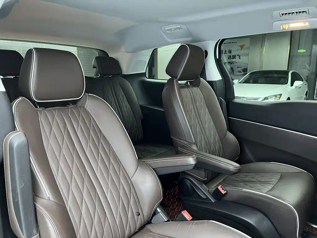 Buick Buick GL8 2022 Avenir Edition 7-seater 2022 - thumbnail 17