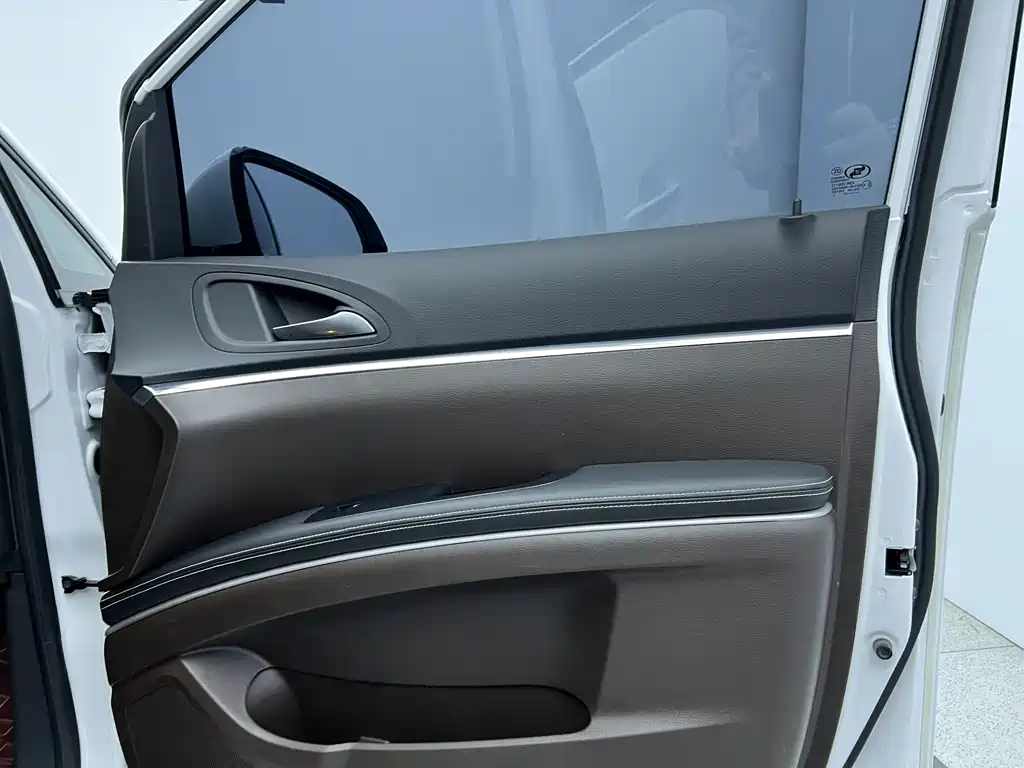 Buick Buick GL8 2022 Avenir Edition 7-seater 2022 - thumbnail 21