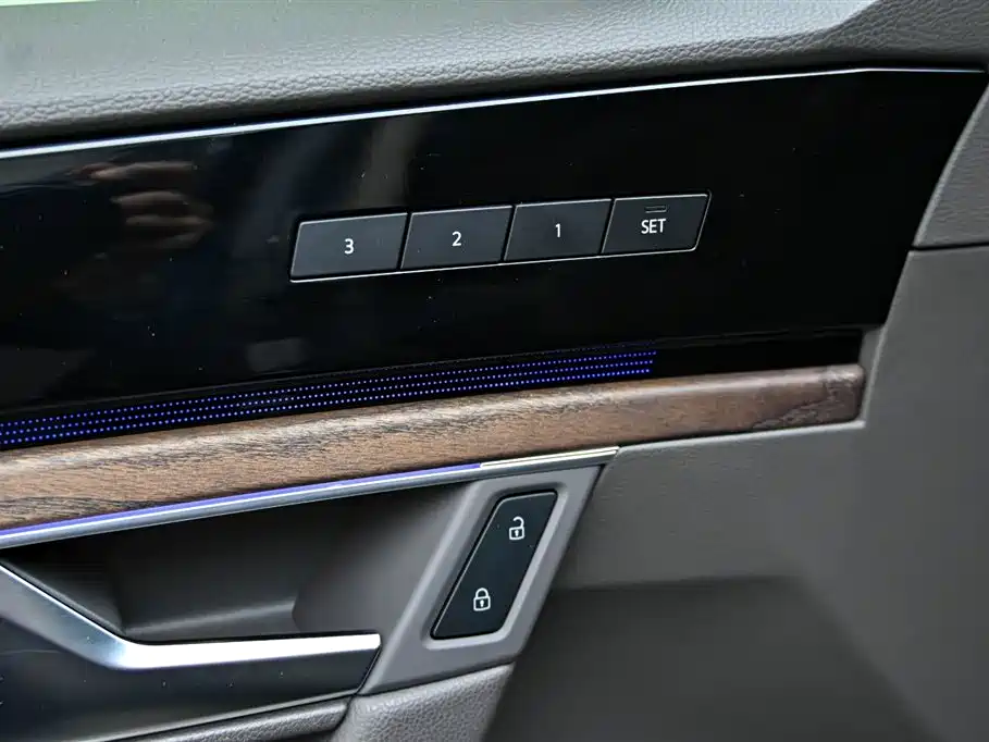 Volkswagen Volkswagen Touareg 2020 3.0TSI R-Line Edition国VI 2020 - thumbnail 24