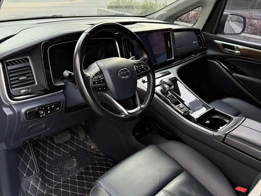 GAC Trumpchi GAC Trumpchi M8 2021 Edition Leader Series 390T Supreme Version 2021 - thumbnail 4