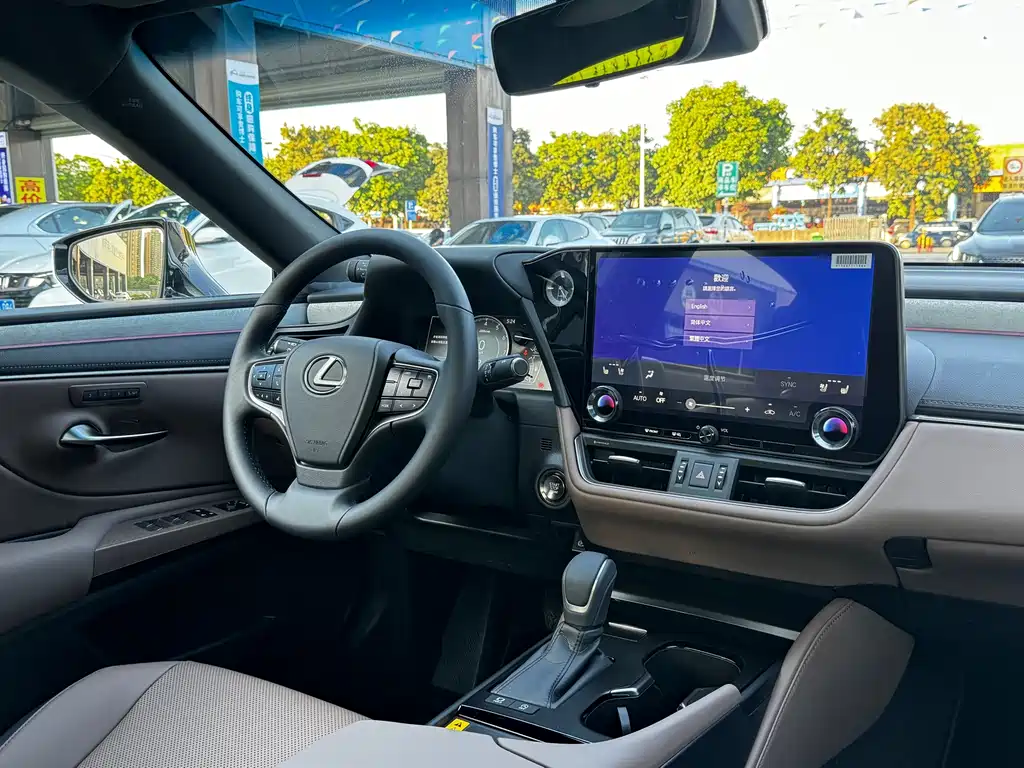 Lexus Lexus ES 2025 200 Premium Edition 2026 - thumbnail 9