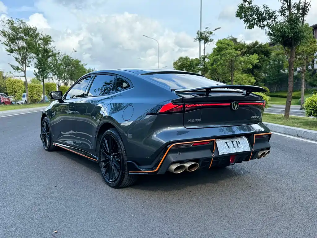 Changan Changan UNI-V 2023 1.5T Sport Edition 2024 - thumbnail 5