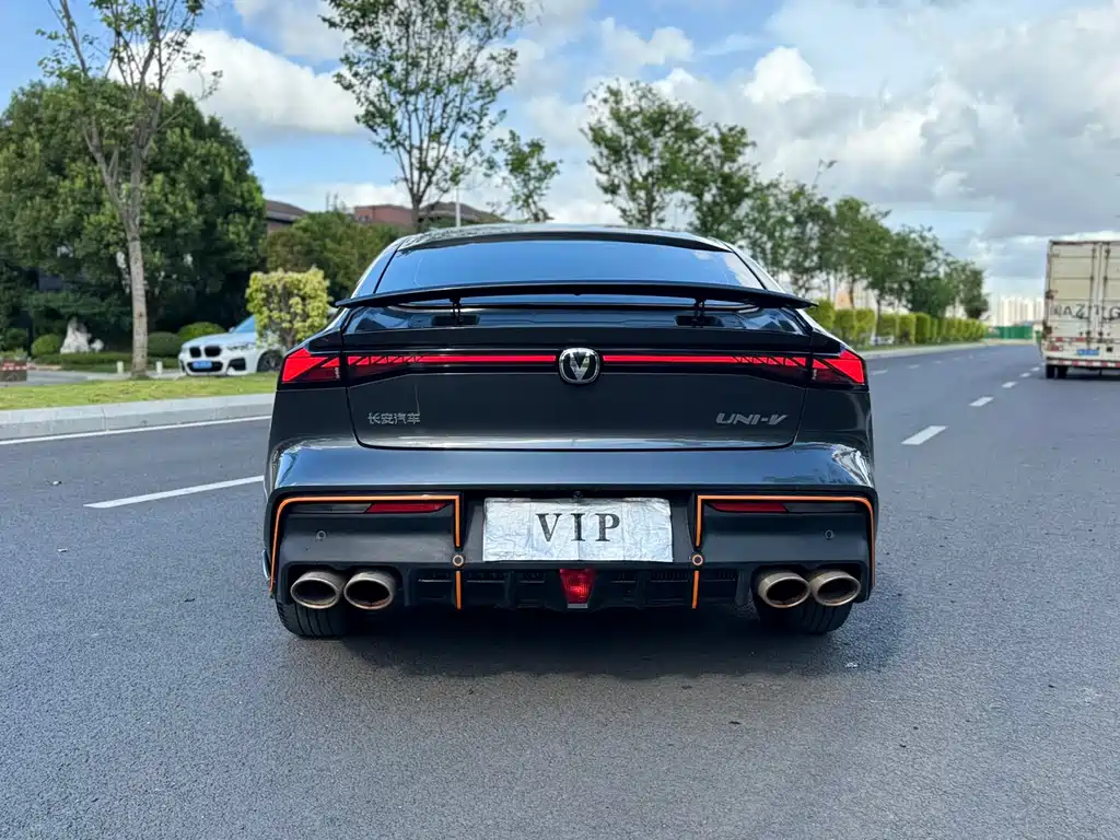 Changan Changan UNI-V 2023 1.5T Sport Edition 2024 - thumbnail 6