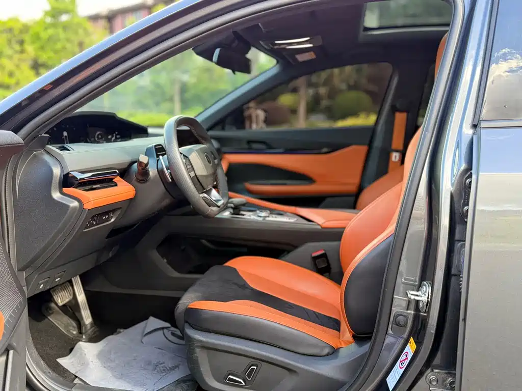 Changan Changan UNI-V 2023 1.5T Sport Edition 2024 - thumbnail 8