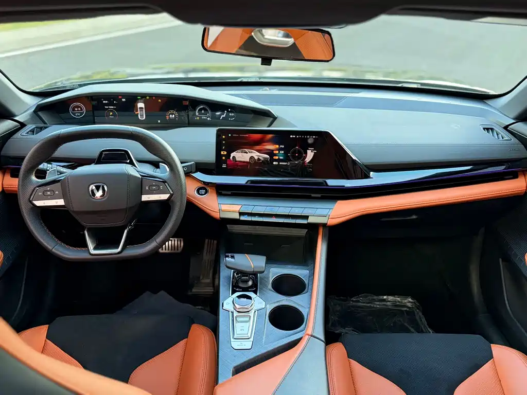 Changan Changan UNI-V 2023 1.5T Sport Edition 2024 - thumbnail 10