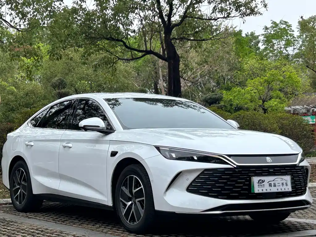 BYD BYD Qin L 2025 DM-i Intelligent Driving Edition 120KM Extended Range Model 2025 - thumbnail 3