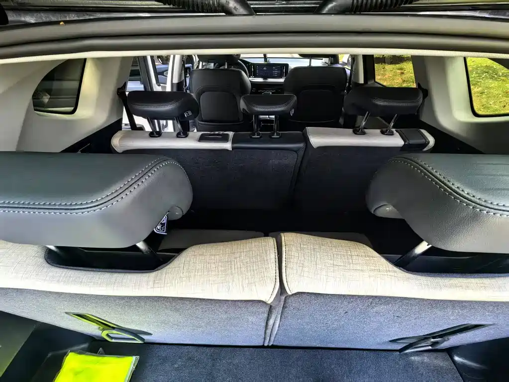 Baojun Baojun RM-5 2019 1.5T CVT Premium 7-seater 2021 - thumbnail 6