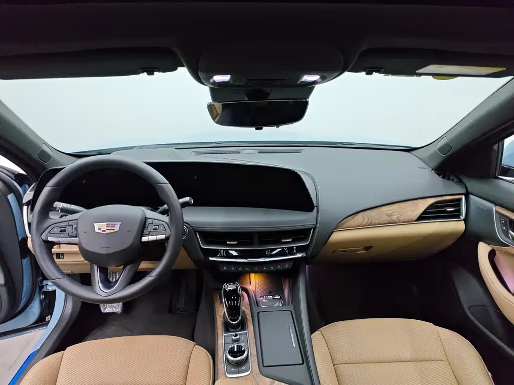 Cadillac Cadillac CT5 2025 28T Track Performance Edition 2025 - thumbnail 4