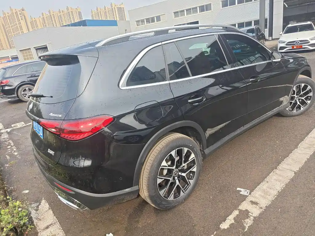 Mercedes-Benz Mercedes-Benz GLC 2026 GLC 260 L 4MATIC Dynamic Model 2025 - thumbnail 3