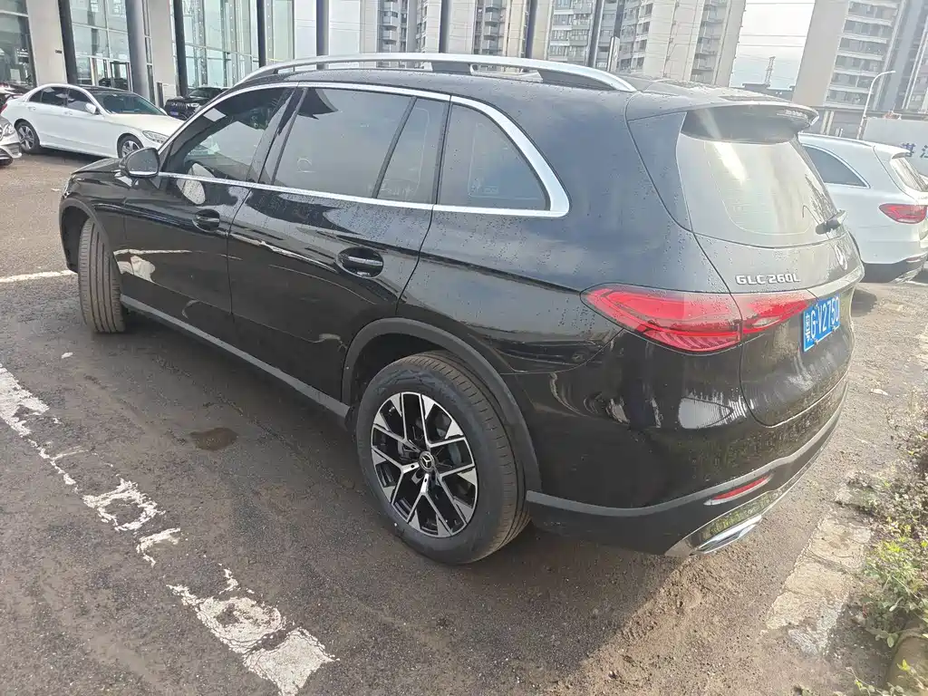 Mercedes-Benz Mercedes-Benz GLC 2026 GLC 260 L 4MATIC Dynamic Model 2025 - thumbnail 4