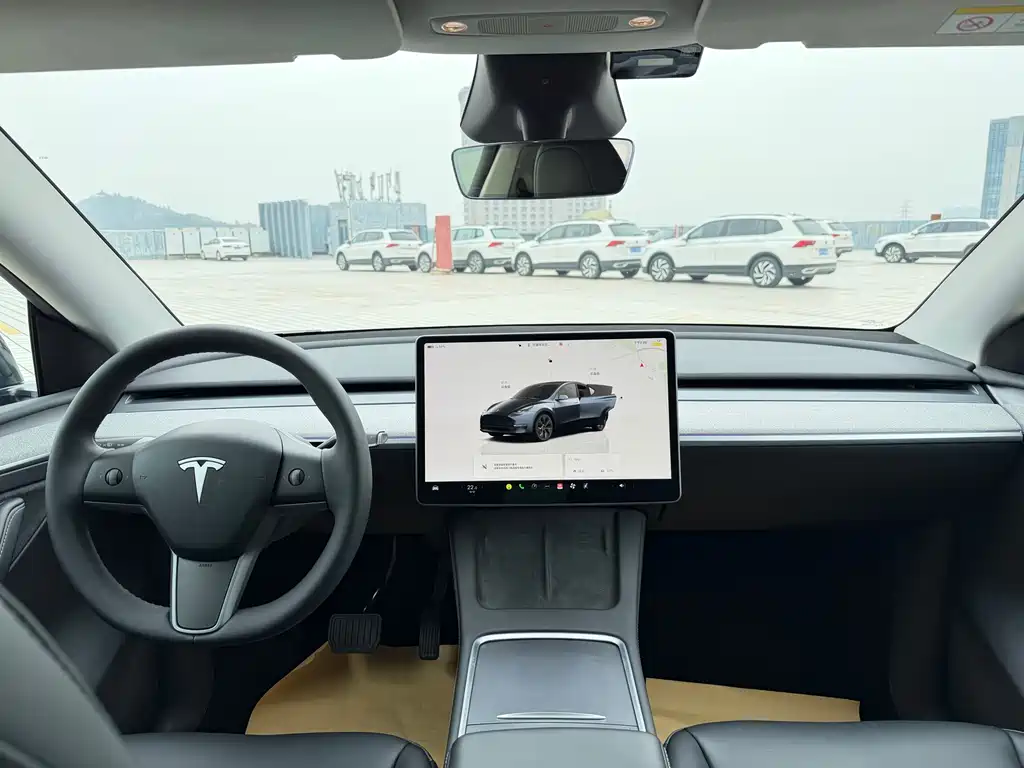 Tesla Model Y 2024 Rear-Wheel Drive Version 2024 - thumbnail 25