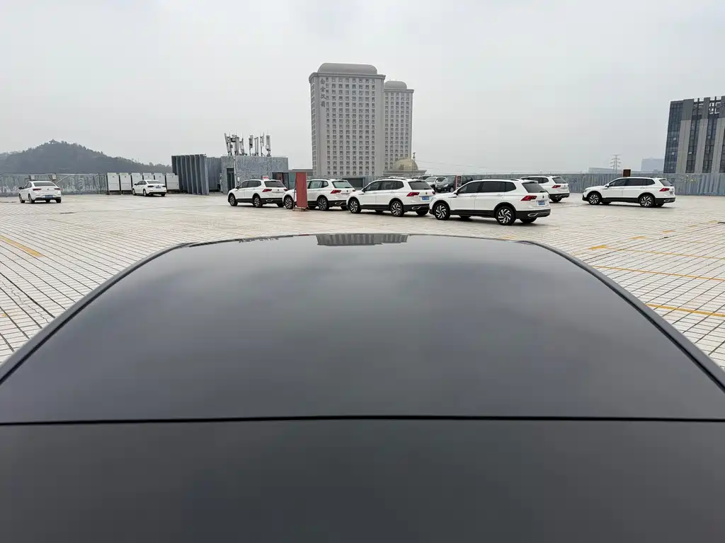 Tesla Model Y 2024 Rear-Wheel Drive Version 2024 - thumbnail 30