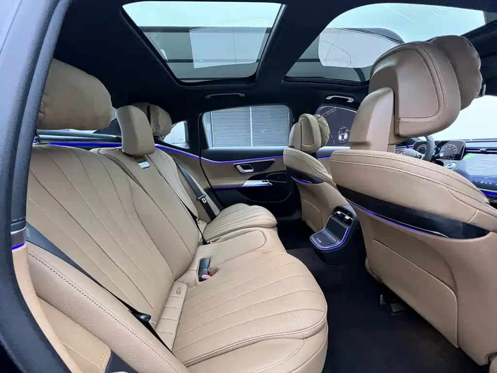 Mercedes-Benz Mercedes-Benz E-Class 2026 E 260 L Classic Edition 2026 - thumbnail 12