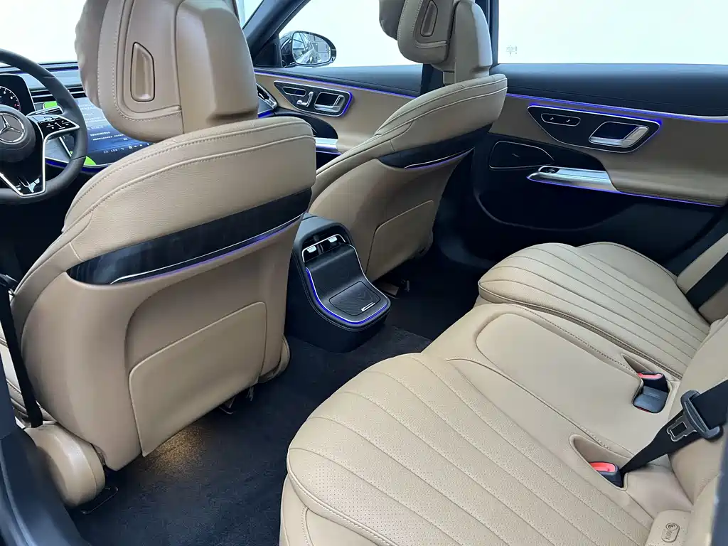 Mercedes-Benz Mercedes-Benz E-Class 2026 E 260 L Classic Edition 2026 - thumbnail 13