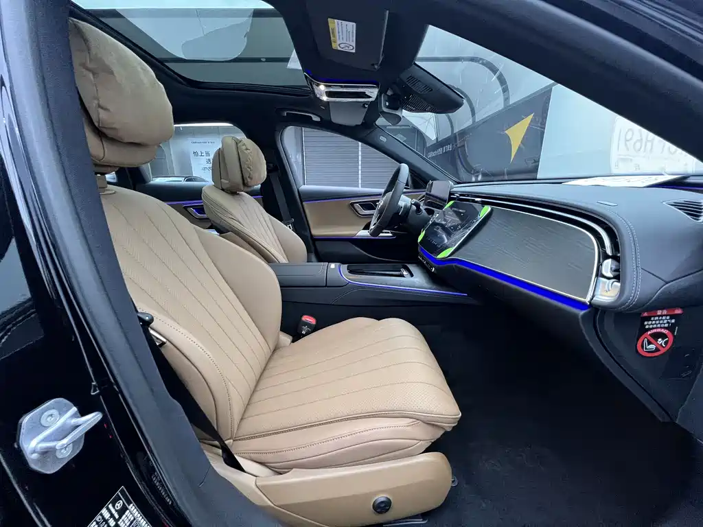 Mercedes-Benz Mercedes-Benz E-Class 2026 E 260 L Classic Edition 2026 - thumbnail 18