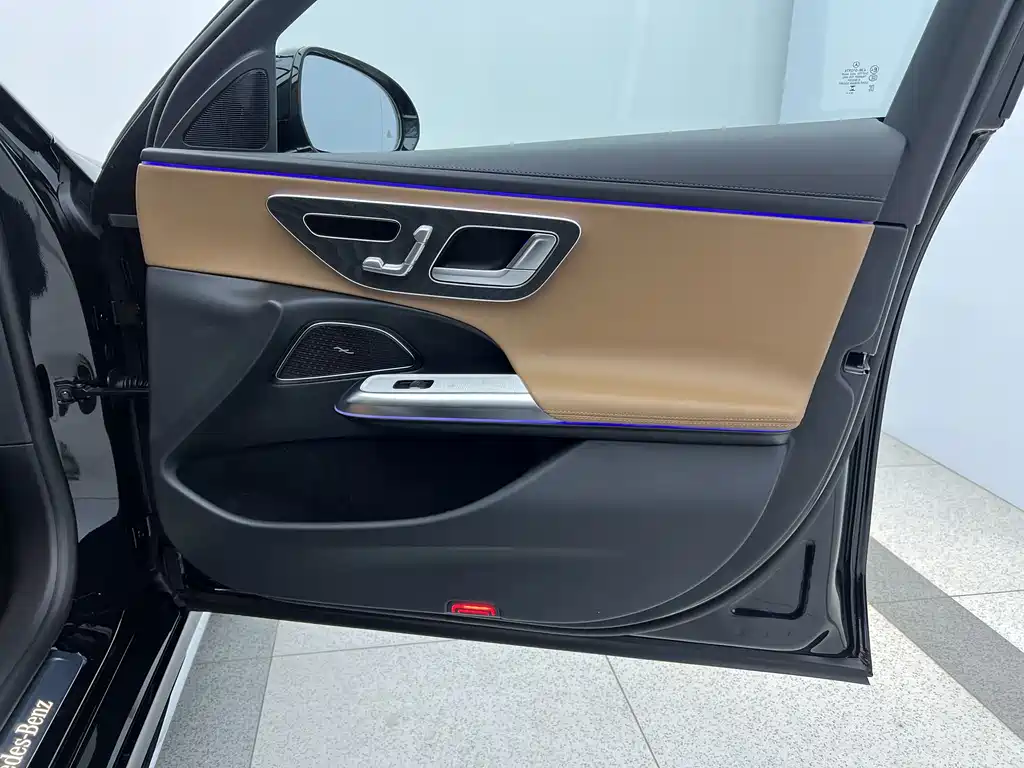 Mercedes-Benz Mercedes-Benz E-Class 2026 E 260 L Classic Edition 2026 - thumbnail 20