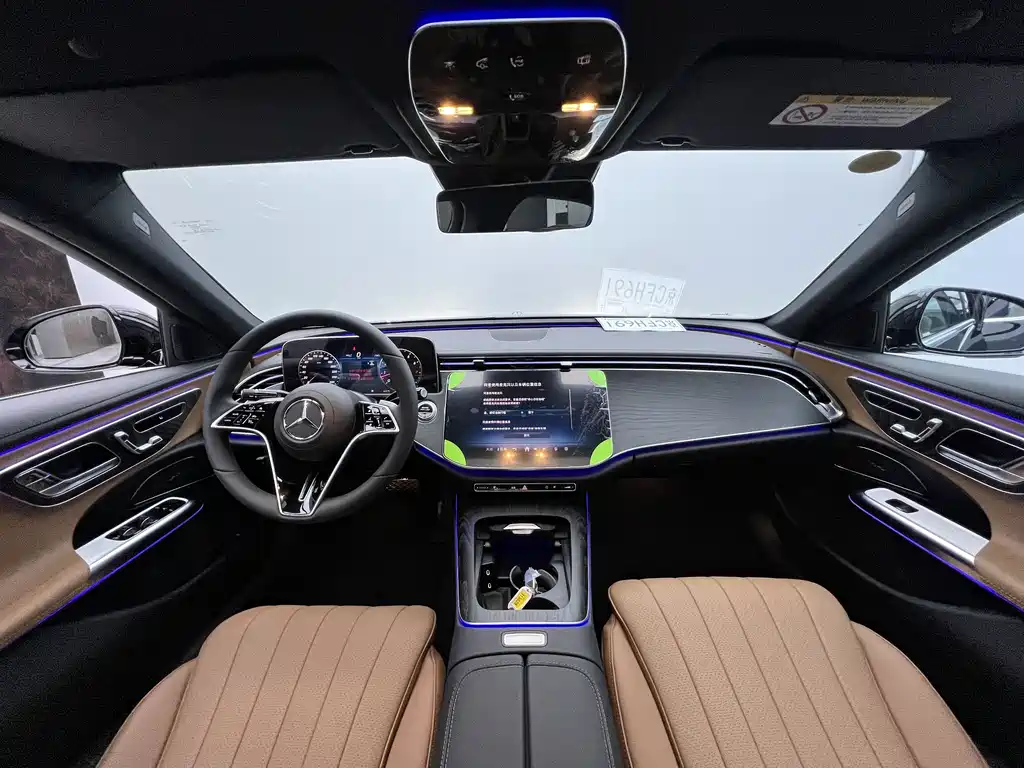 Mercedes-Benz Mercedes-Benz E-Class 2026 E 260 L Classic Edition 2026 - thumbnail 21