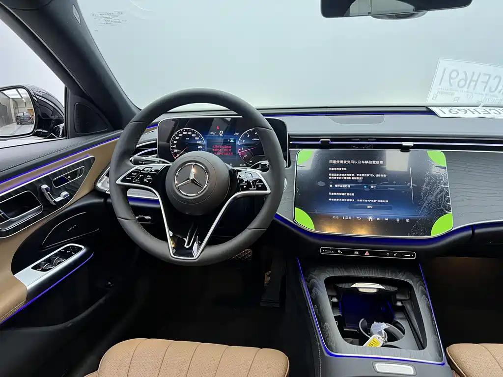 Mercedes-Benz Mercedes-Benz E-Class 2026 E 260 L Classic Edition 2026 - thumbnail 24