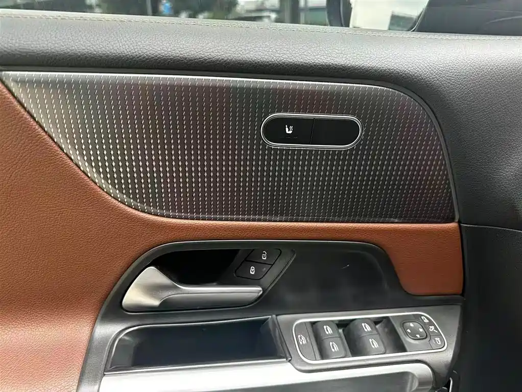 Mercedes-Benz Mercedes-Benz GLB 2022 GLB 220 Style 2022 - thumbnail 18