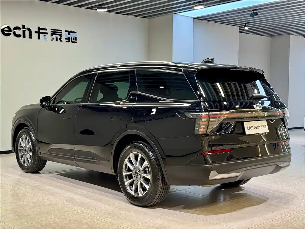 Ford Ford Edge 2025 Model Edge L 2.0T EcoBoost FWD Seven-Seat Luxury Edition 2025 - thumbnail 6