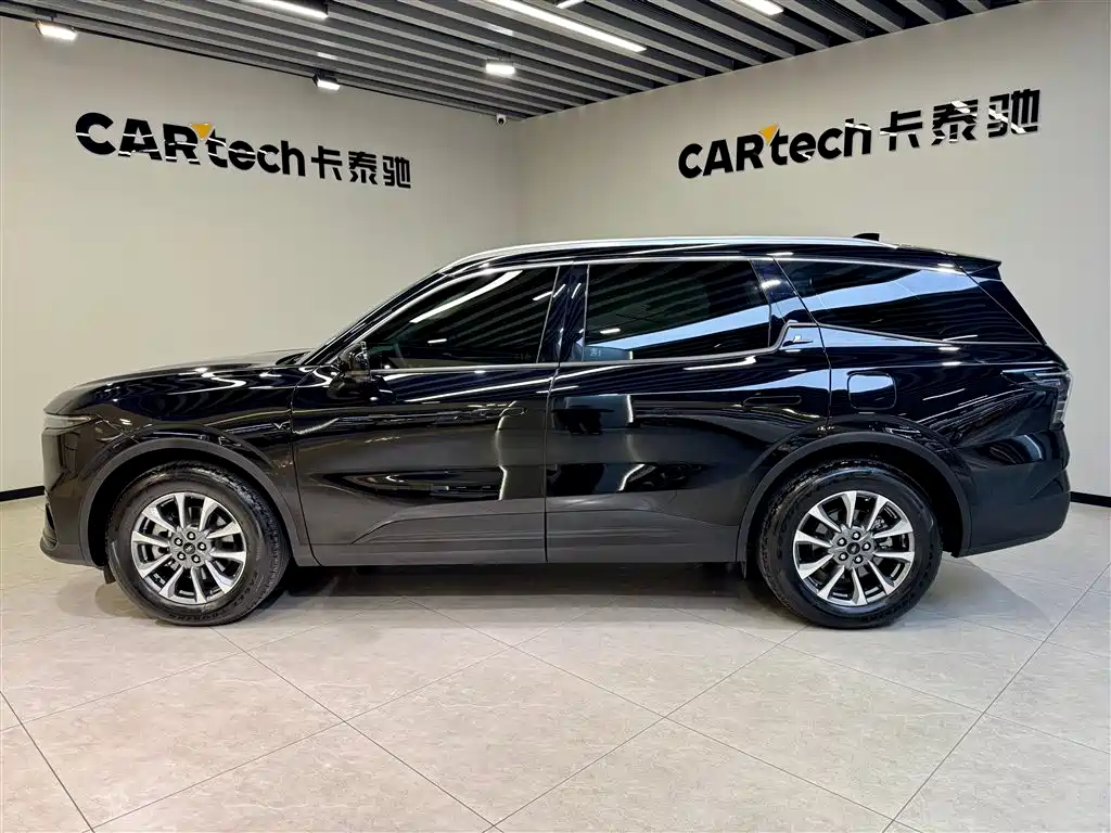 Ford Ford Edge 2025 Model Edge L 2.0T EcoBoost FWD Seven-Seat Luxury Edition 2025 - thumbnail 7