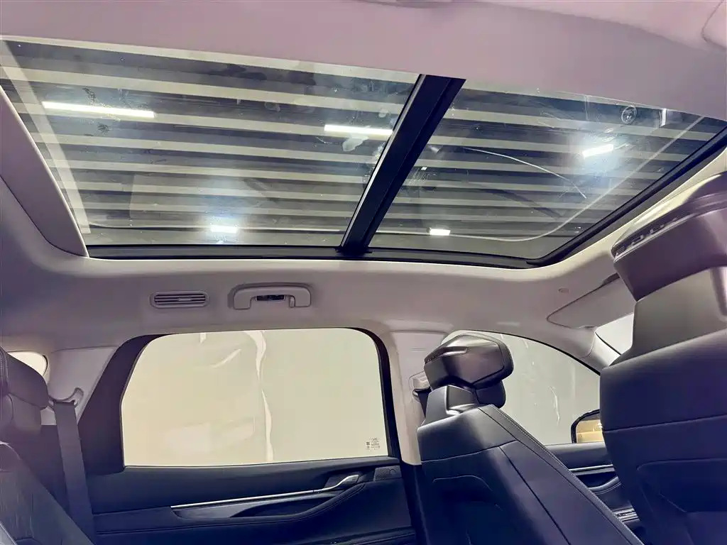 Ford Ford Edge 2025 Model Edge L 2.0T EcoBoost FWD Seven-Seat Luxury Edition 2025 - thumbnail 25