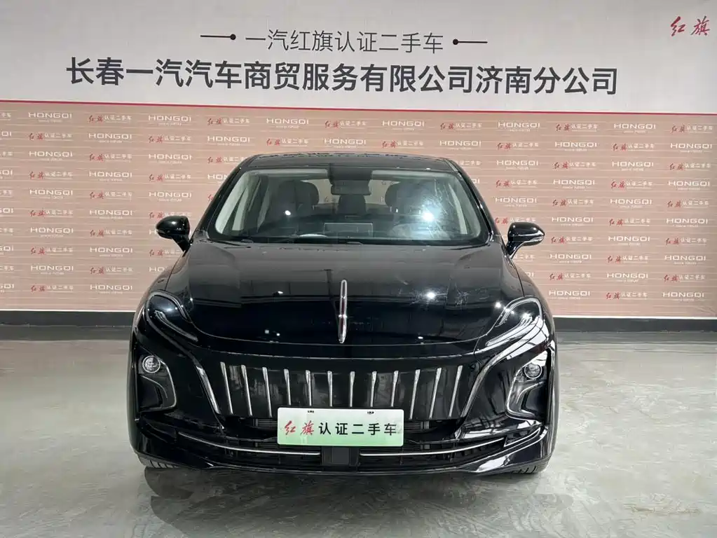 Hongqi Hongqi E-QM5 2023 Model Year Facelift Base Mobility Edition 2024 - thumbnail 2