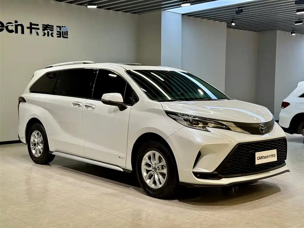 Toyota Toyota Granvia 2024 Model 2.5L Hybrid Comfort Edition 2024 - thumbnail 2