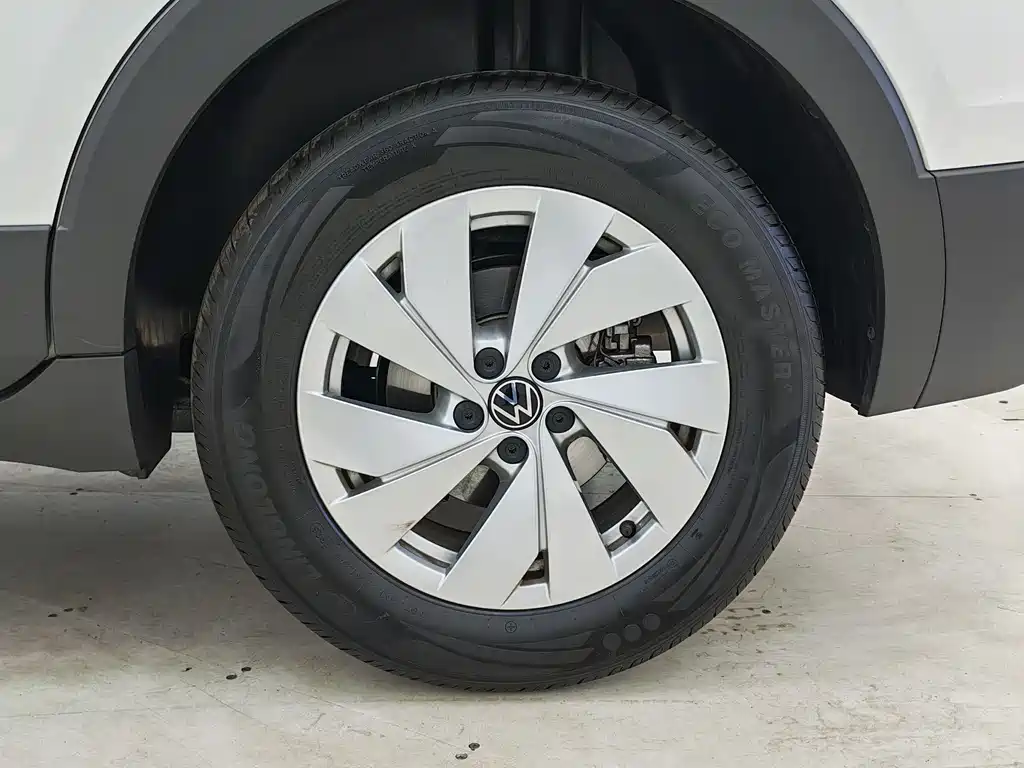 Volkswagen Tharu 2025 New Sharp 1.5L Sharp Edition 2025 - thumbnail 14
