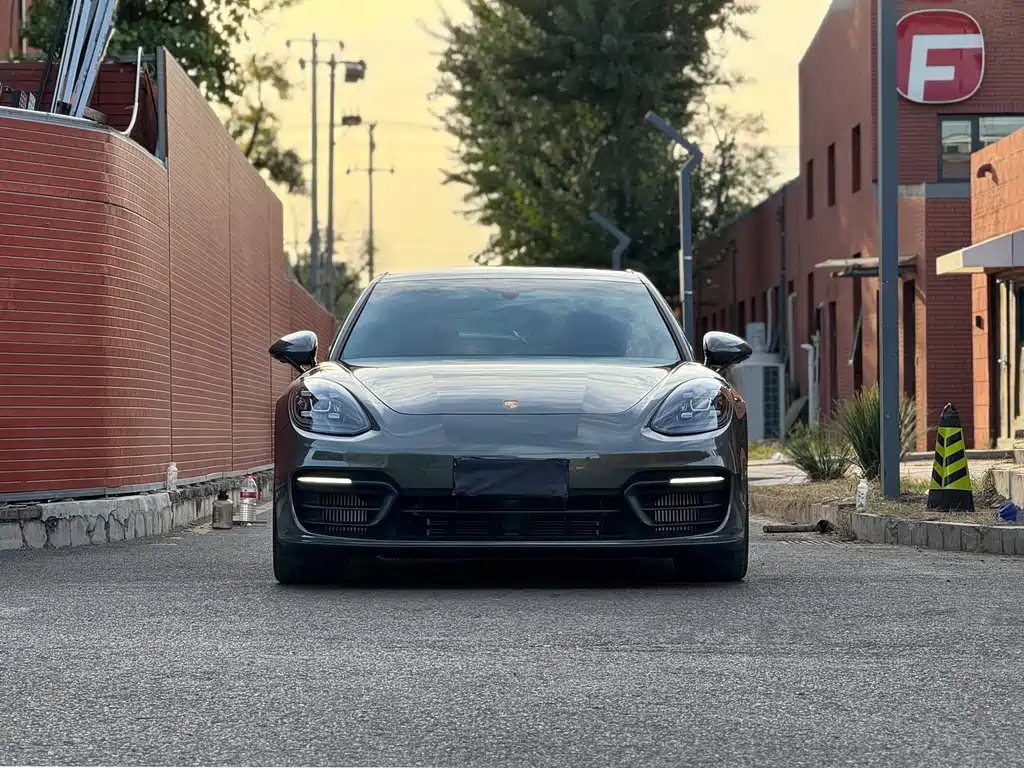 Porsche Porsche Panamera 2023 Panamera 4 Executive Long Wheelbase 2.9T 2024 - thumbnail 2