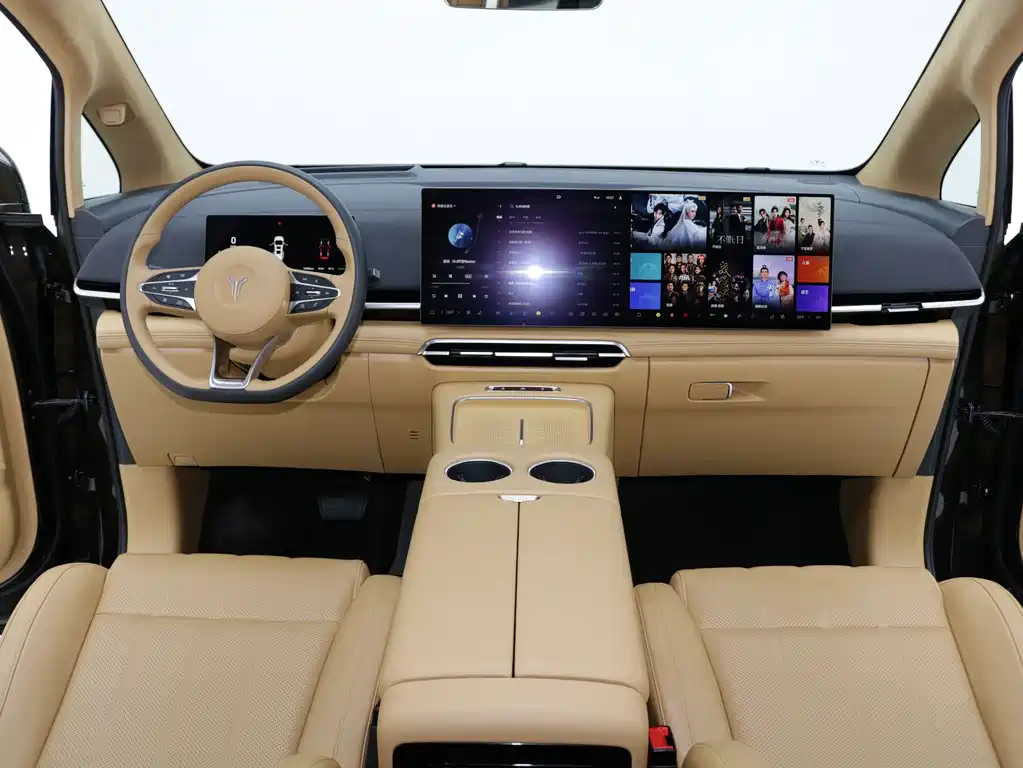 Lantu Automobile Lantu Dreamer 2025 PHEV AWD Flagship Kunpeng Edition 2024 - thumbnail 13