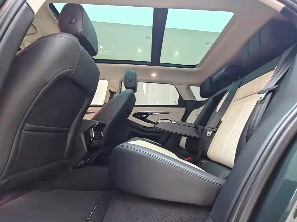 Land Rover Range Rover Evoque 2021 L 249PS R-Dynamic First Edition 2021 - thumbnail 17