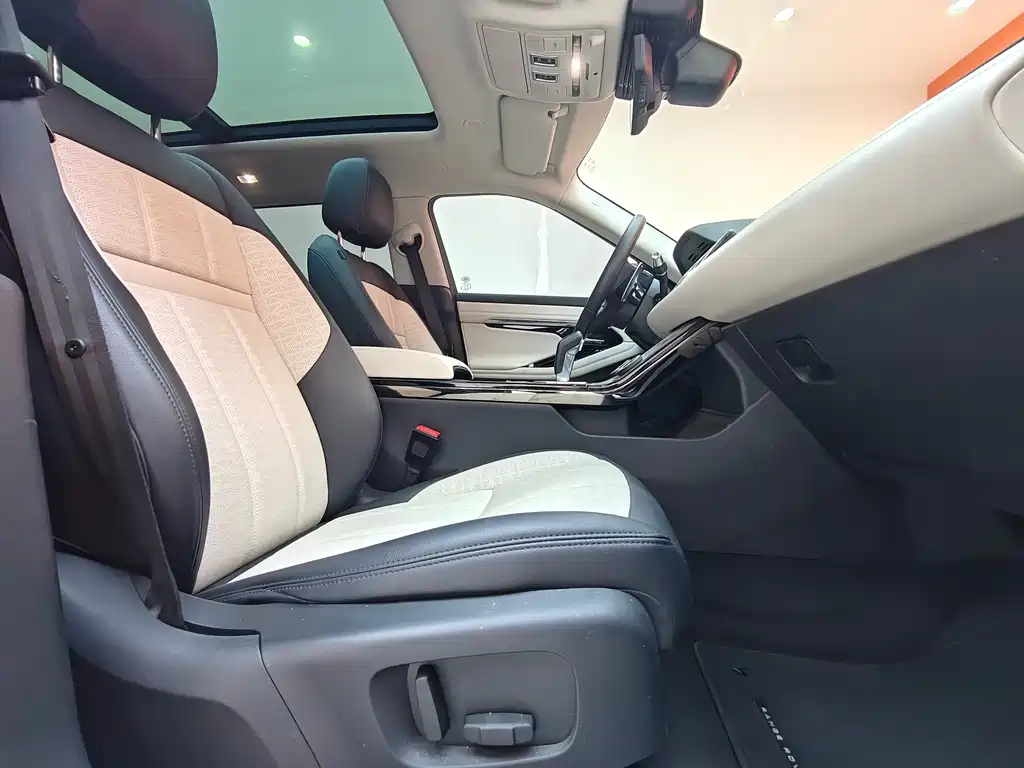Land Rover Range Rover Evoque 2021 L 249PS R-Dynamic First Edition 2021 - thumbnail 20
