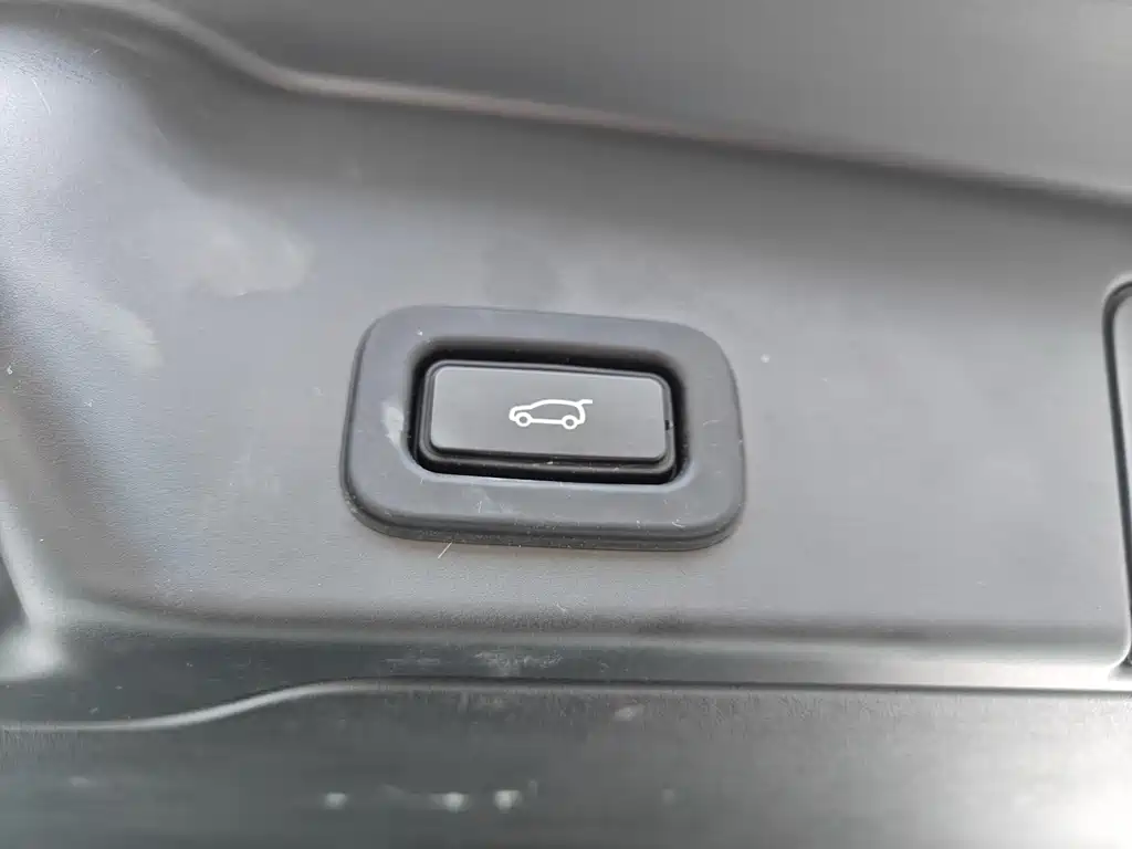 Land Rover Range Rover Evoque 2021 L 249PS R-Dynamic First Edition 2021 - thumbnail 27