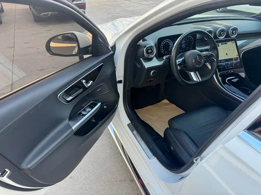 Mercedes-Benz Mercedes-Benz C-Class 2022 C 260 L Sport Edition 2022 - thumbnail 4