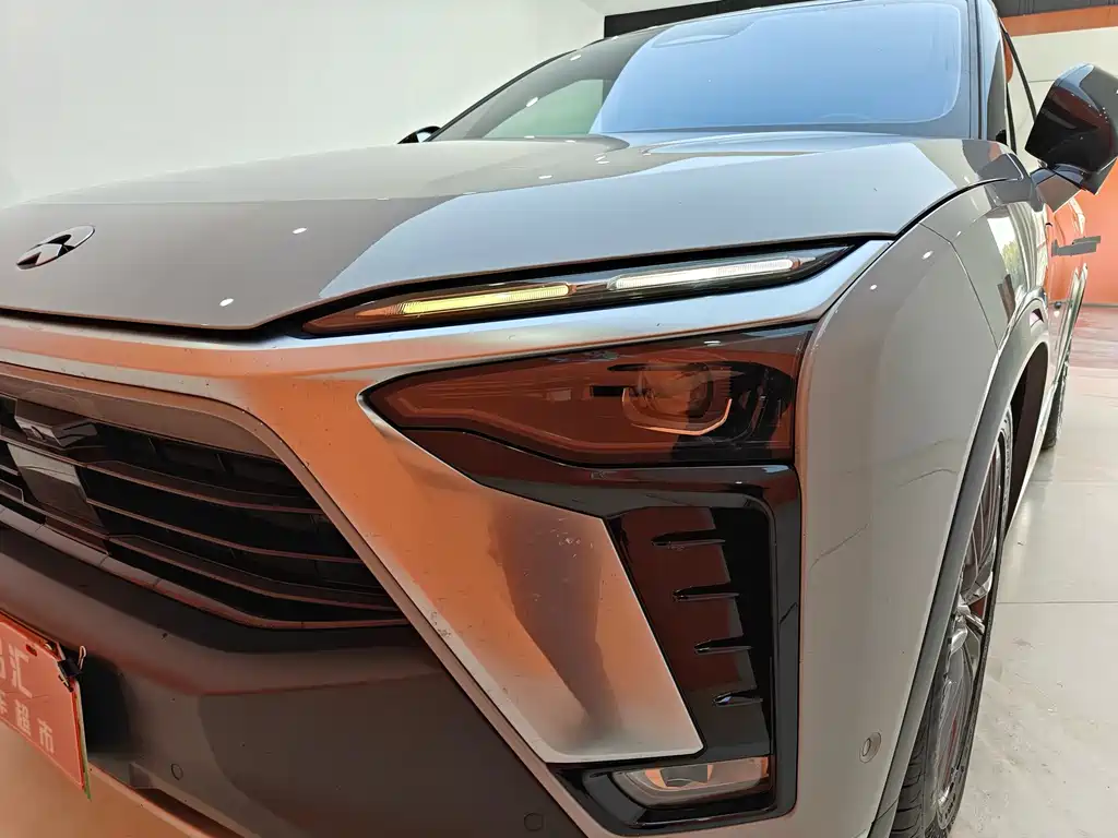 NIO NIO ES8 2020 580km 7-seater 2021 - thumbnail 9