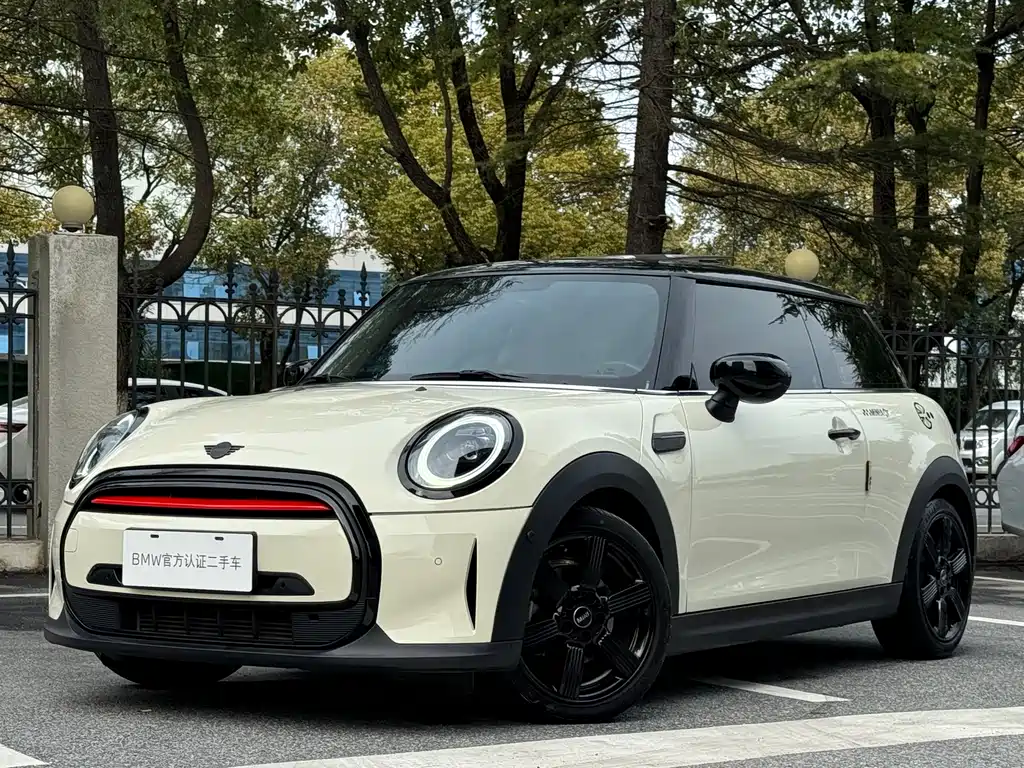 MINI MINI 2022 1.5T COOPER Artist 2022