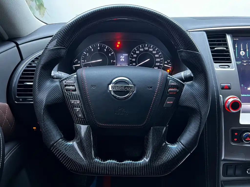 Nissan Nissan Patrol 2018 4.0L LE 2018 - thumbnail 5